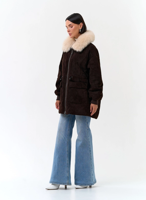 Женское полупальто из натуральной замши с воротником из меха песца фото